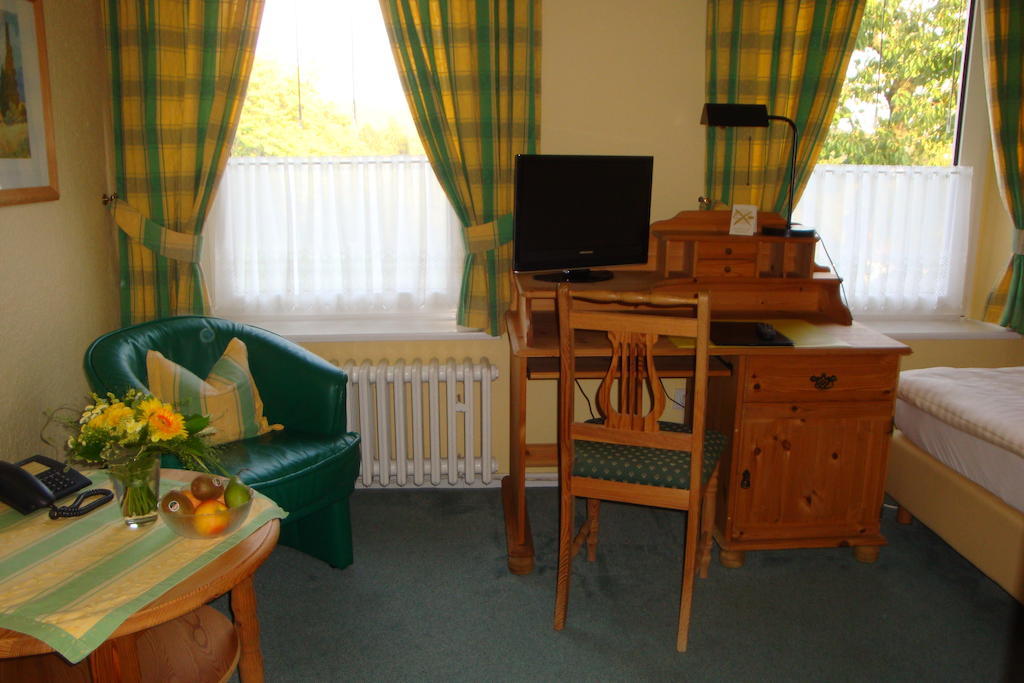 Hotel Landhaus Lahmann Bad Eilsen Room photo