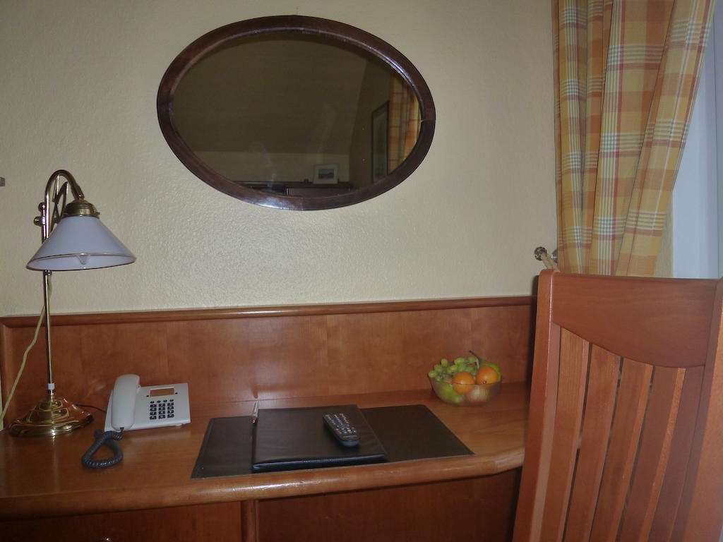 Hotel Landhaus Lahmann Bad Eilsen Room photo
