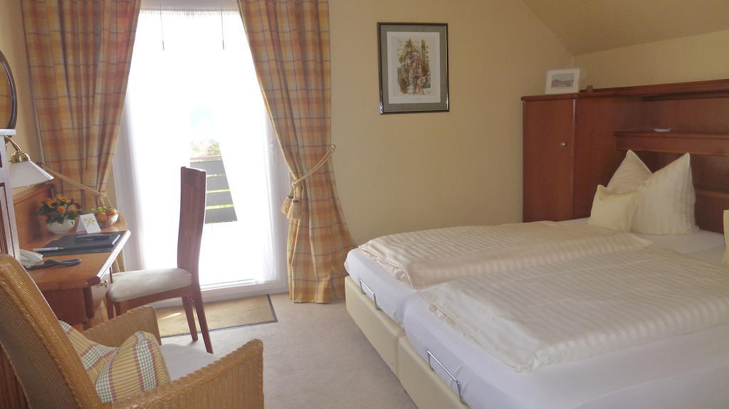 Hotel Landhaus Lahmann Bad Eilsen Room photo