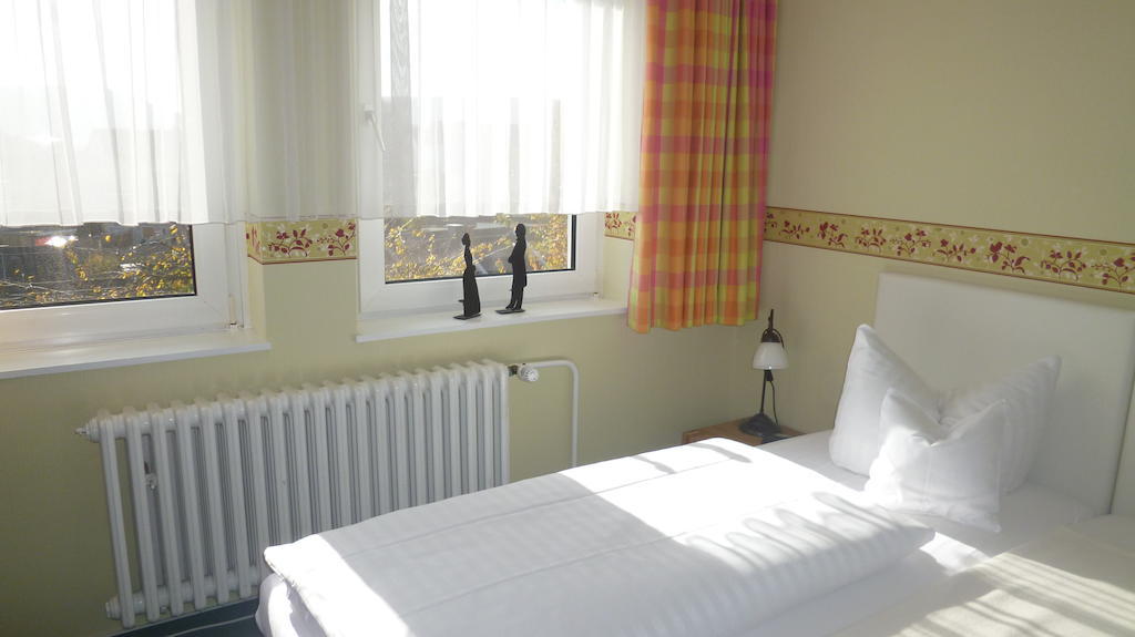 Hotel Landhaus Lahmann Bad Eilsen Room photo